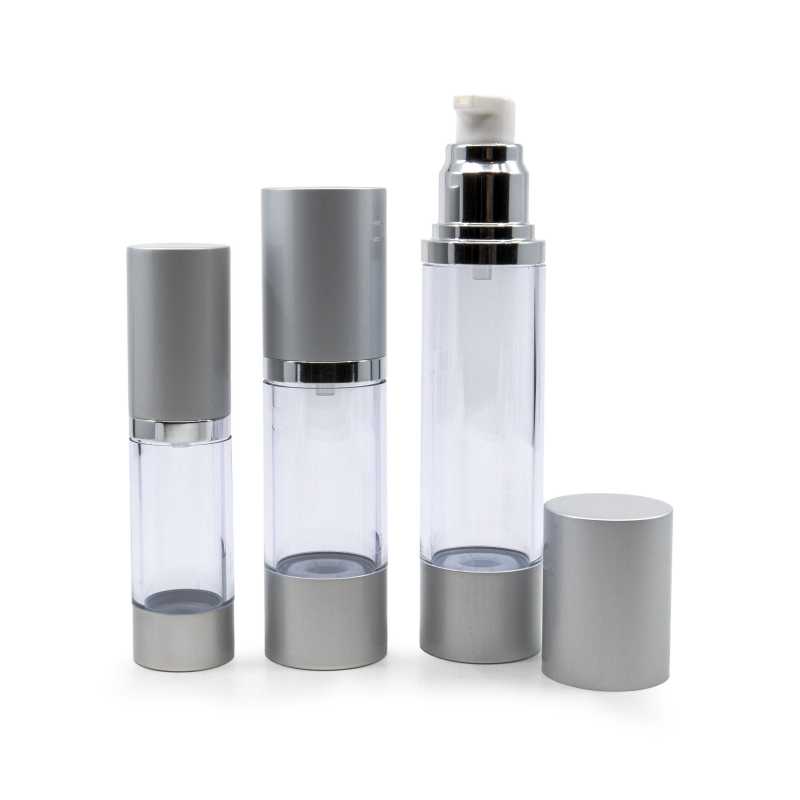 TheAirless bottle is a great helper for storing creams, gels and serums.
It will protect your final product from air and from contamination by bacteria. For th