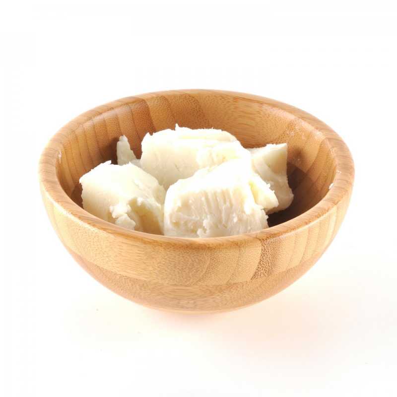 Shea butter, also known as shea butter, is made from the nuts of the African Shea tree. This unrefined butter is creamy yellow with a slightly nutty aroma. Its 