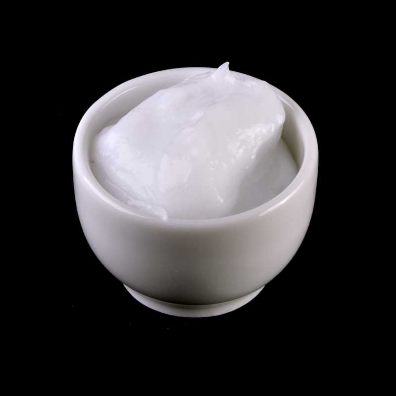 


Cosmetic bases are essentially pre-made cosmetic products that can be customized by adding fragrances, colors, or complementary active ingredients suitabl