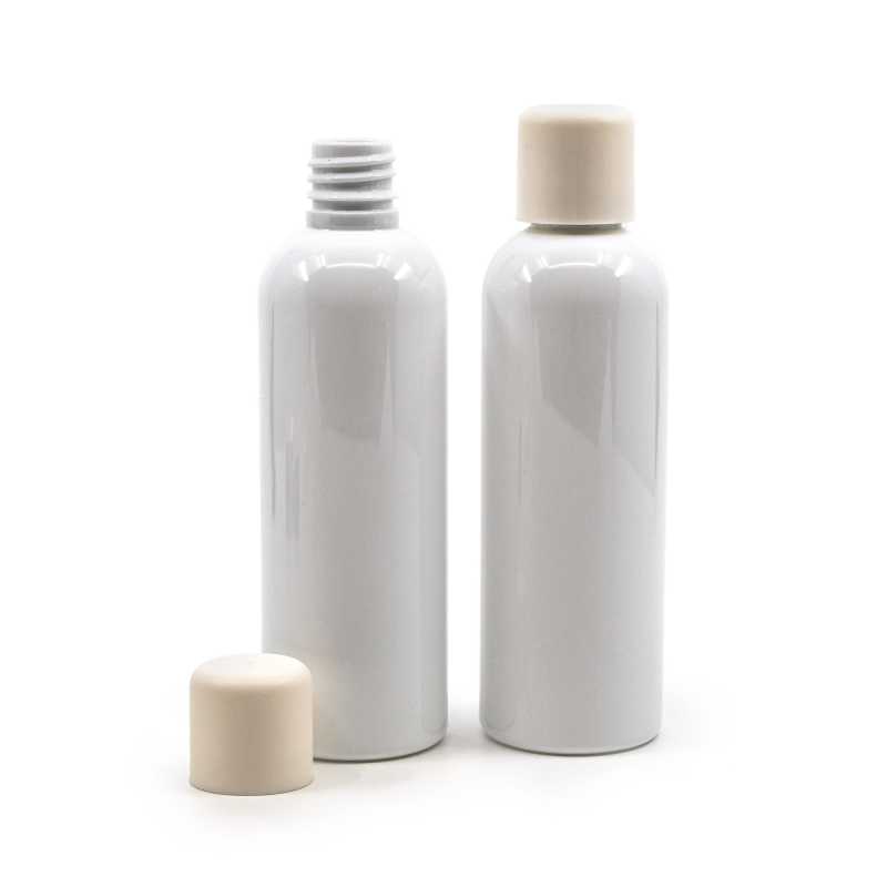 White plastic bottle made of PET with glossy surface.
Volume: 100 ml, total volume 117 mlBottle height: 122 mmBottle diameter: 38 mmNeck: 18/410
The packaging