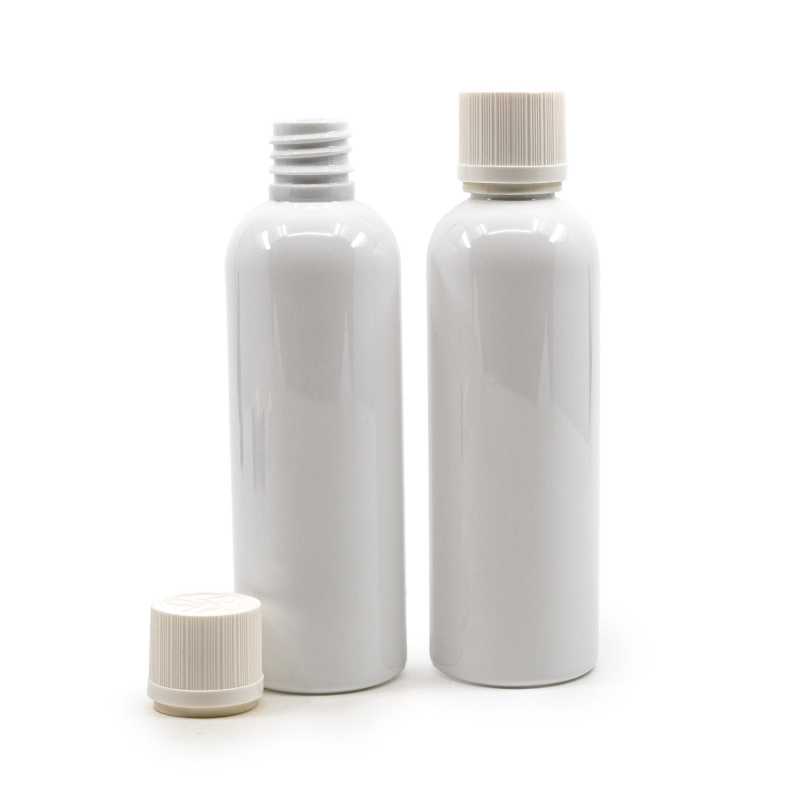 White plastic bottle made of PET with glossy surface.
Volume: 100 ml, total volume 117 mlBottle height: 122 mmBottle diameter: 38 mmNeck: 18/410
The packaging