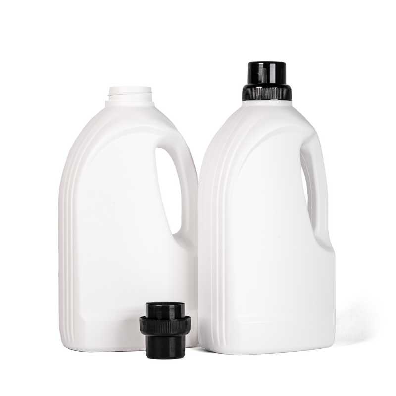 White Plastic Detergent Bottle 1,5 l, Black Cap