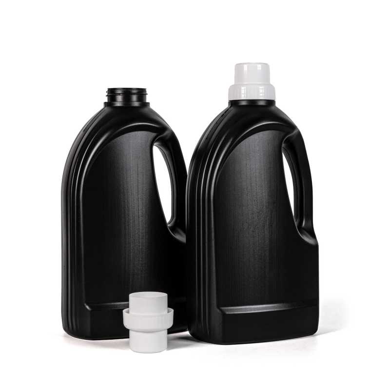Black Plastic Detergent Bottle, White Cap, 1,5 l