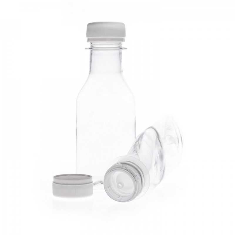 A flat transparent plastic bottle, ideal for storing a variety of liquids, oils, lotions and the like. It is softer so it can be squeezed. Volume: 50 mlMaterial