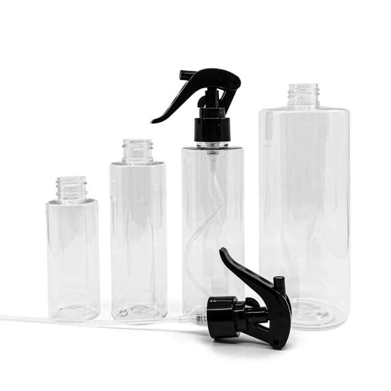 Transparent plastic bottle, ideal for storing a variety of liquids, oils, lotions, etc. It is semi-rigid, but can be squeezed.
Material: PET
Volume: 100 ml, t