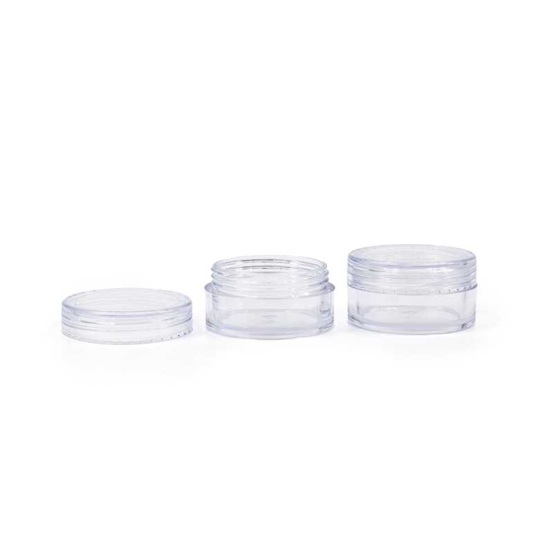 Transparent plastic cup with black lid, ideal for storing creams, serums, emulsions.Capacity of the cup is 10 ml.
The packaging is certified for use in cosmeti