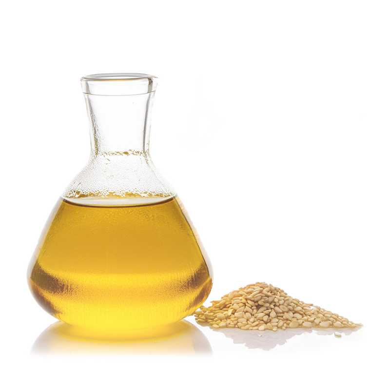 Sesame oil is extracted from the seeds of sesame (Sesamum indicum). Refined means that it has undergone a process in which it has been stripped of its aroma and