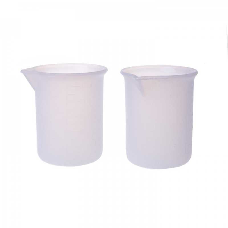 Soft silicone container for mixing and pouring with a volume of 100 ml and a scale with 20 ml parts. It is soft and therefore also suitable for harder substance