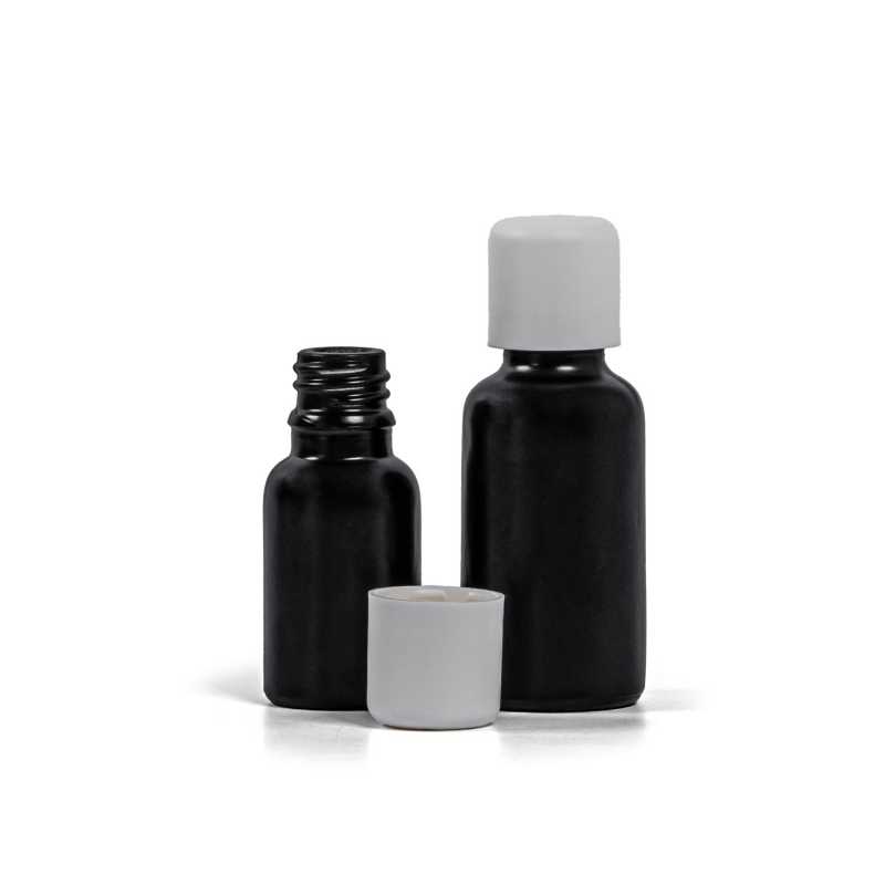 Theglass bottle, the so-called vial, is made of thick glass in black matt finish. It is used for storing liquids, which, thanks to its colour, it effectively pr