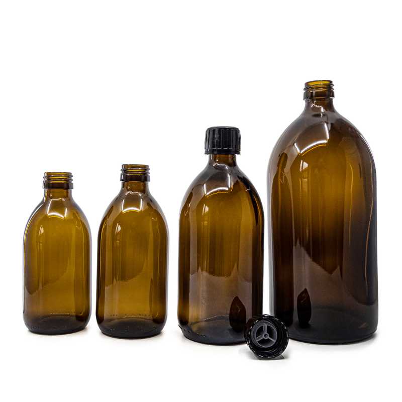 The glass bottle, the so-called BOSTON-type vial, is made of thick, dark brown glass. It is used for storing liquids, which, thanks to its colour, are effective