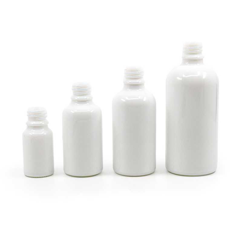 The white glass bottle, the so-called vial, is made of thick glass. It is used for storing liquids.Volume: 100 mlBottle height: 112 mmBottle diameter: 44,5 mmDi