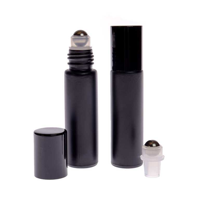 Glass roll-on with plastic lid in black matt colour.
It is a smaller roll-on with a volume of only 10 ml, so it is more suitable for perfumes, essential oils a