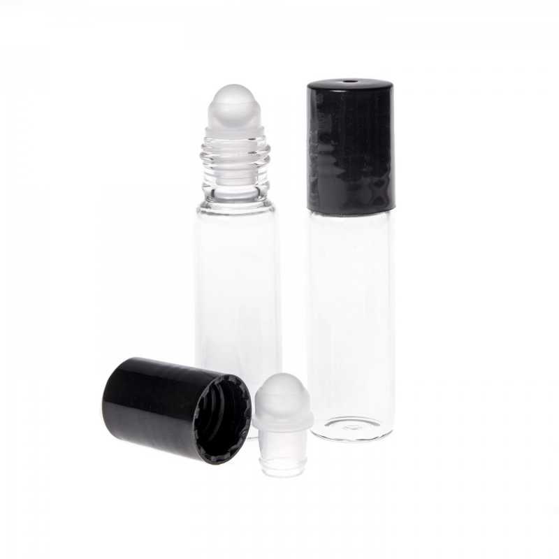 Glass roll-on with plastic lid in black. It is a smaller roll-on with a volume of only 5 ml, so it is more suitable for perfumes, oils and fragrance blends and 