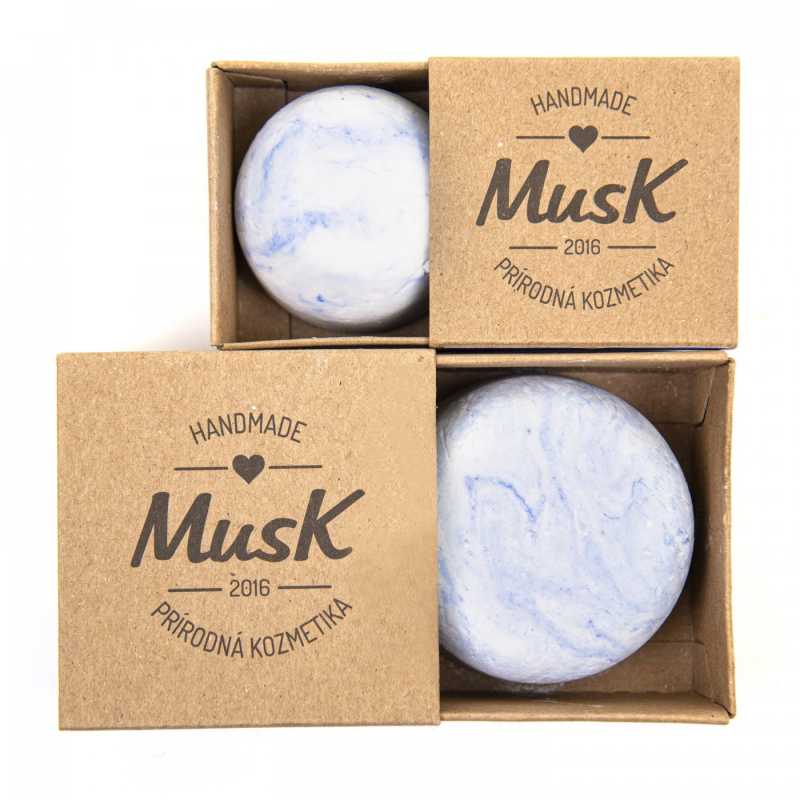 Natural solid shampoo based on tensides from coconut oil supplemented with ingredients that promote hair growth with a pleasant masculine scent
CAPTAIN is a na
