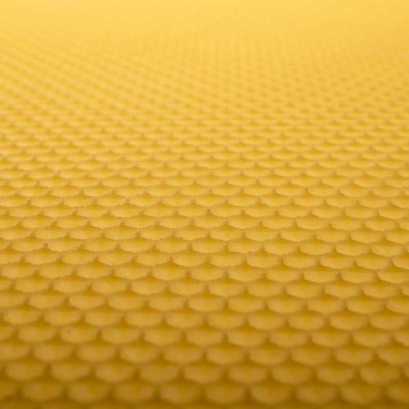 We offer beeswax in the form of honeycomb or interstitials. A pack of 10 beeswax interstitials is intended primarily for the production of beeswax candles.This 